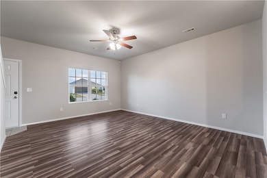 1570 Scotland Dr, Centerton, AR 72719 - photo 2