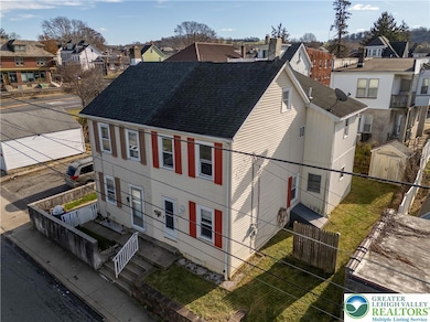 220 W Kleinhans St, Easton, PA 18042 - photo 3