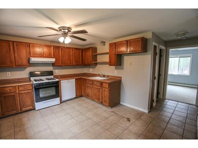 23R Pingree Hill Rd unit R, Derry, NH 03038 - photo 3