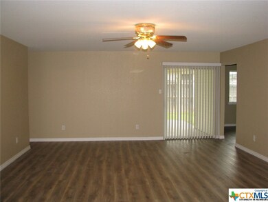 2408 Upland Bend Dr, Temple, TX 76502 - photo 7