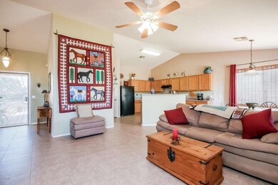 006-Living_Room-2328173-medium