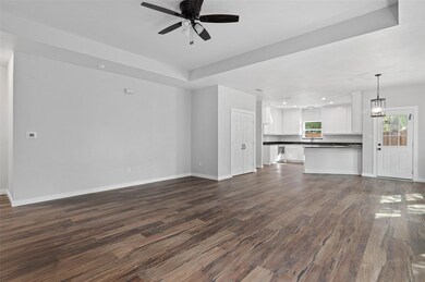 518 N Clements St, Gainesville, TX 76240 - photo 5