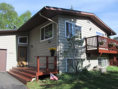 4221 Yukla- Great Home!