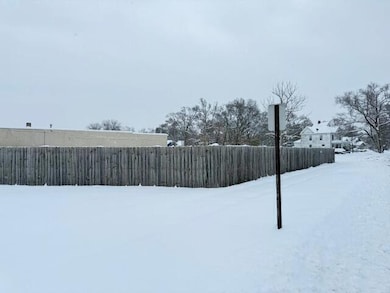 293 E Laketon Ave, Muskegon, MI 49442 - photo 3