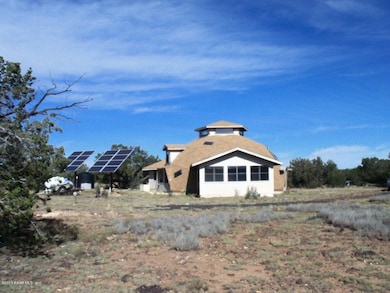 8520 W Ajo Jogger Trail, Ash Fork, AZ 86320 - photo 3