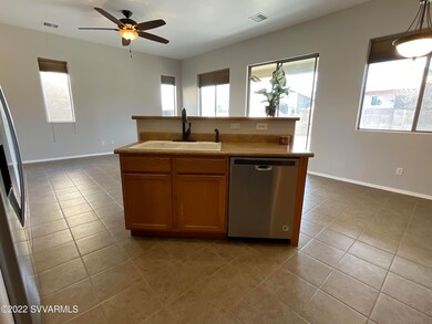 8DB8ADA8-5F12-4170-BDB7-56C1269C96F3