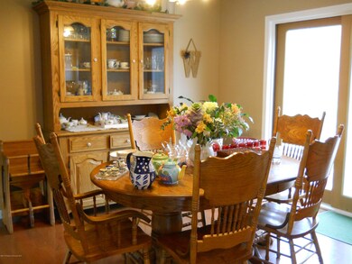 907 Highland Rd, Dalton, PA 18414 - photo 5