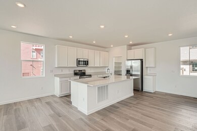 8847 Waterleaf Ln Kitchen