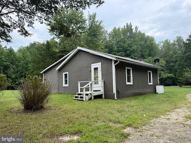 11850 Hg Trueman Rd, Lusby, MD 20657 - photo 4