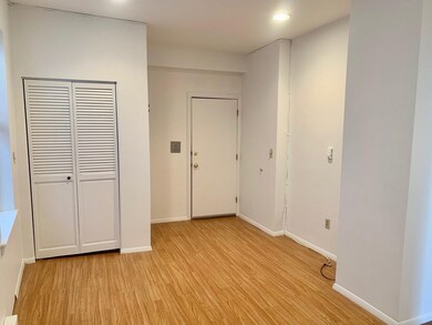 16 Foster St unit 10, Boston, MA 02109 - photo 2