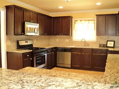 1826 S Sneed Ave, Tyler, TX 75701 - photo 6