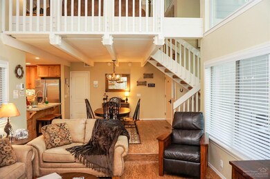 17642 Tennis Village Ct, Sunriver, OR 97707 - photo 4