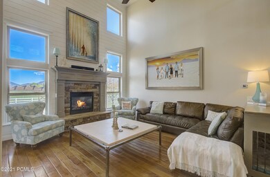 09-Cobblestone Dr-010
