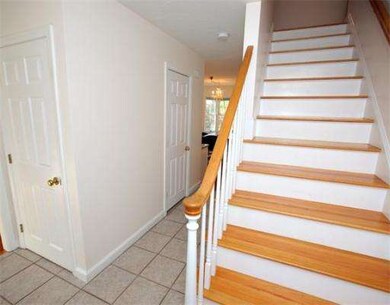 152 Worcester Ln, Waltham, MA 02451 - photo 3