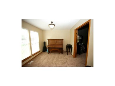 Dining/Music Rm/Office doors can close!