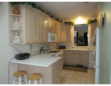 6 Kingson Ln unit 1, Medway, MA 02053 - photo 3