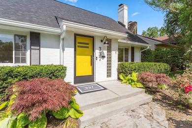 337 S Kellner Road