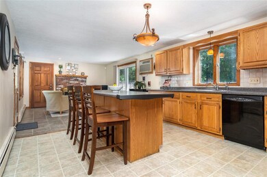 81 Bypass 28, Derry, NH 03038 - photo 4