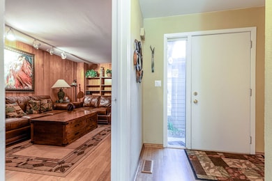 707 Mallard Ln unit 707, Deerfield, IL 60015 - photo 3