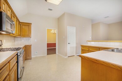 16307 Candlerock Ct, Houston, TX 77095 - photo 5