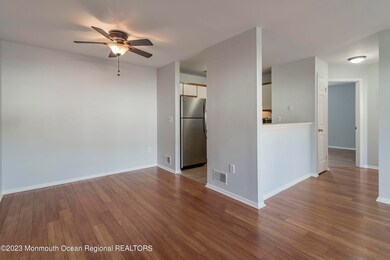 Dining to Kitchen