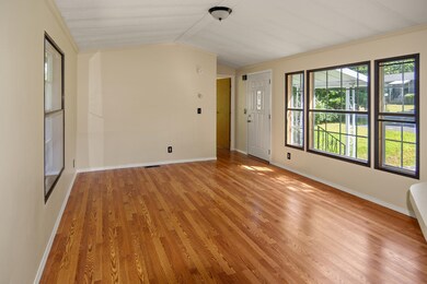 4 Kyle Ave, Hooksett, NH 03106 - photo 6