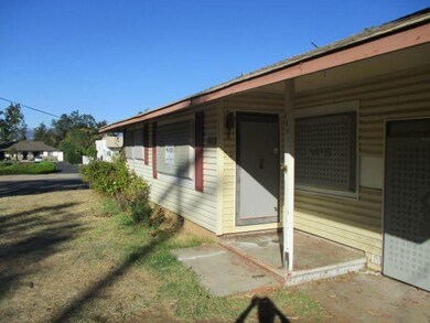1001 2nd St, Redding, CA 96002 - photo 2
