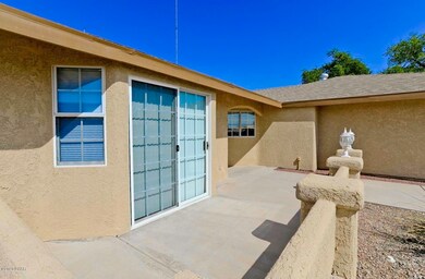 3109 Jamaica Blvd S.-6