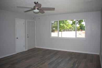 2150 Grandview Ave, Redding, CA 96001 - photo 6
