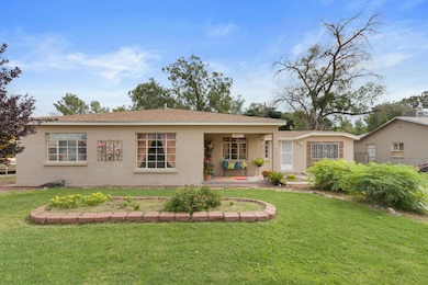 8065 Carpenter Dr, El Paso, TX 79915 - photo 2