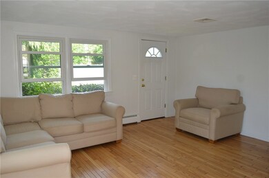 5 Coggeshall St, Warren, RI 02885 - photo 6