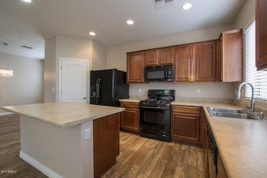 3765 E Vallejo Dr DSC_0025