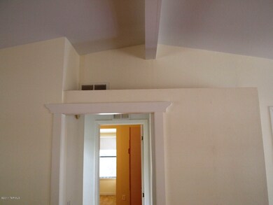 05 Living Room c
