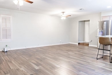 209 Gumwood Ln, Laredo, TX 78041 - photo 6