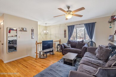 4 Red Oak Dr, Schenectady, NY 12302 - photo 4