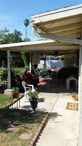 Rear patio and above ground pool