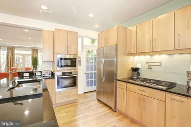 3327 Reservoir Rd NW, Washington, DC 20007 - photo 4