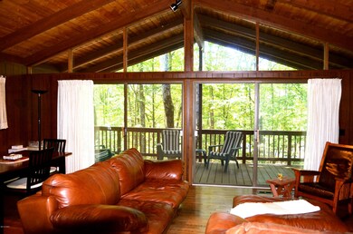 803 Hickory Ct, Hawley, PA 18428 - photo 5