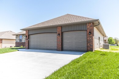 1916 N Brookhollow Dr unit Lot 60, Nixa, MO 65714 - photo 3