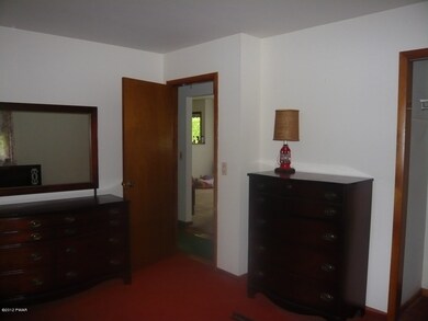 1208 Delaware Dr, Matamoras, PA 18336 - photo 6