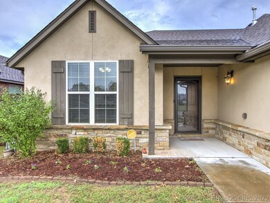 8023 S Fir Place, Broken Arrow, OK 74011 - photo 2