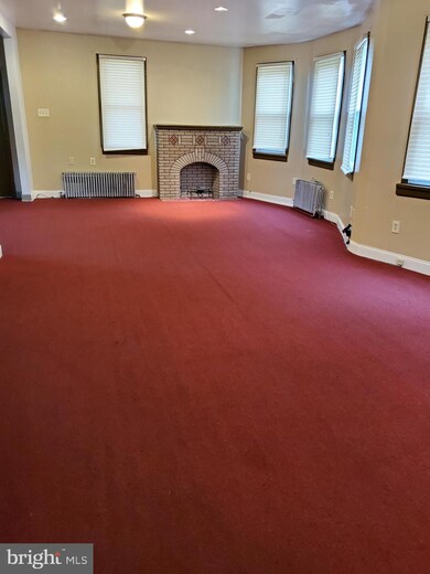 18 Cloverdale Ave, Upper Darby, PA 19082 - photo 4