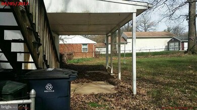 9421 Franklin Ave, Lanham, MD 20706 - photo 5