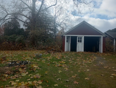 243 Charles St, Saint Marys, PA 15857 - photo 4