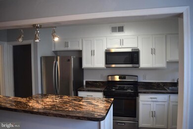 218 Mount Holly St, Baltimore, MD 21229 - photo 7