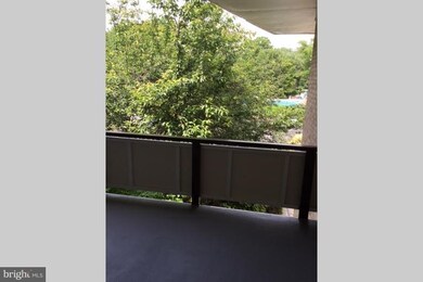 7511 Spring Lake Dr unit D2, Bethesda, MD 20817 - photo 5