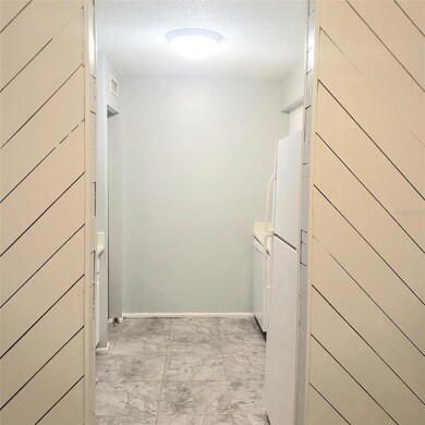 305 E Wellington Ct unit 61, Tampa, FL 33604 - photo 3