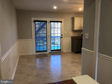 8867 Goose Landing Cir, Columbia, MD 21045 - photo 2