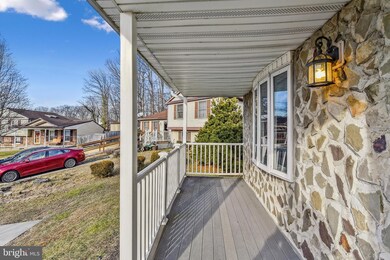 7 Honey Locust Ct, Essex, MD 21221 - photo 3