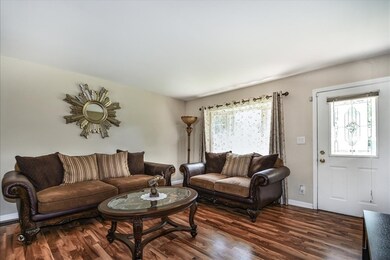 1345 N Elmwood Dr, Aurora, IL 60506 - photo 6